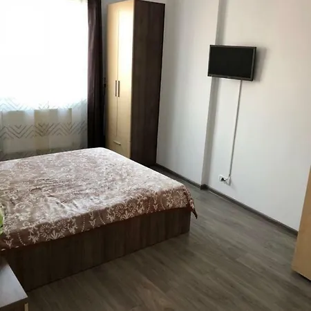 Alexis * Năvodari